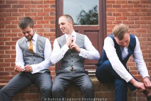 groomsmen getting ready